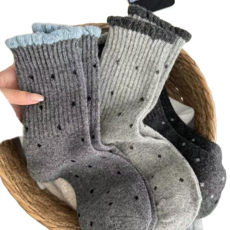 1 Pairs Autumn Edge Socks Women'S Spring Autumn Mid-Calf Cute Polka Dots Socks Student Socks Women'S Socks