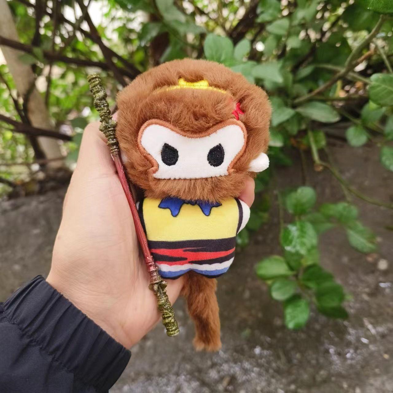 Black Myth Sun Wukong Pluche Speelgoed Apenkoning Zeester Lichaam Katoenen Pop Pluche Hanger Sleutelhanger Hangdecoratie Fans Verjaardagscadeaus 10cm beige