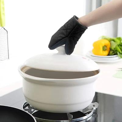 Rutschfeste Silikon-Isolierhandschuhe Einzelner Entenschnabel-Clip Küche Mikrowelle Hitzebeständig Dicke Ofen Backen Gummihandschuhe YLE358