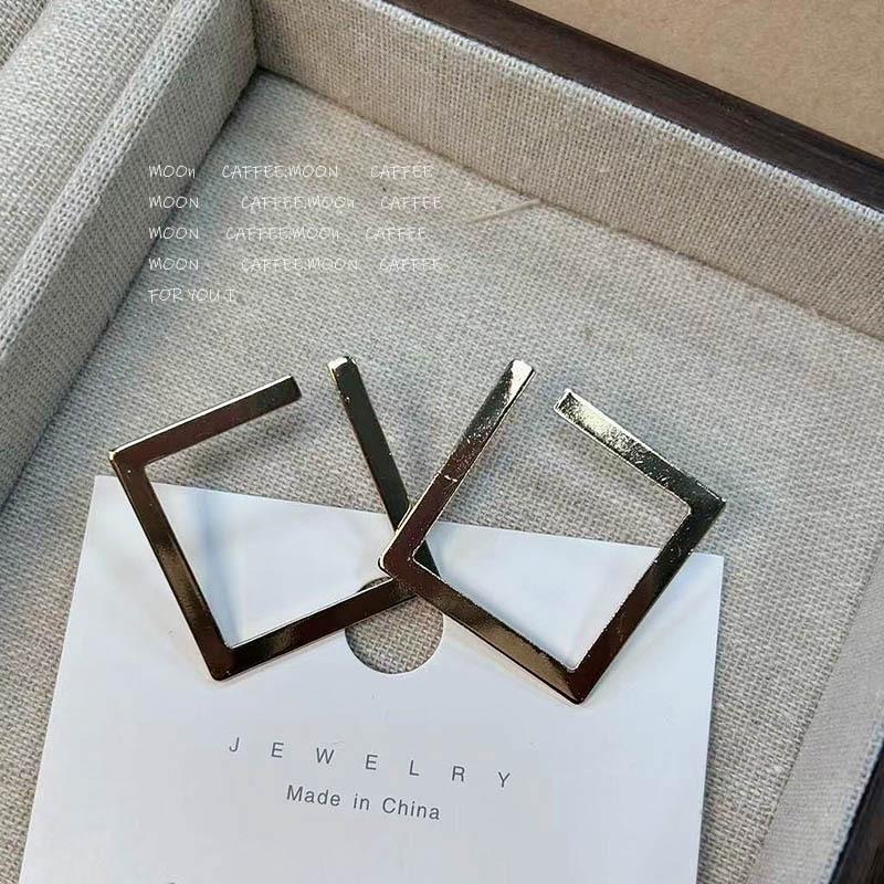 

Минималистичные серьги-кольца из серебра 925 пробы - Винтажные пусеты в стиле легкой роскоши