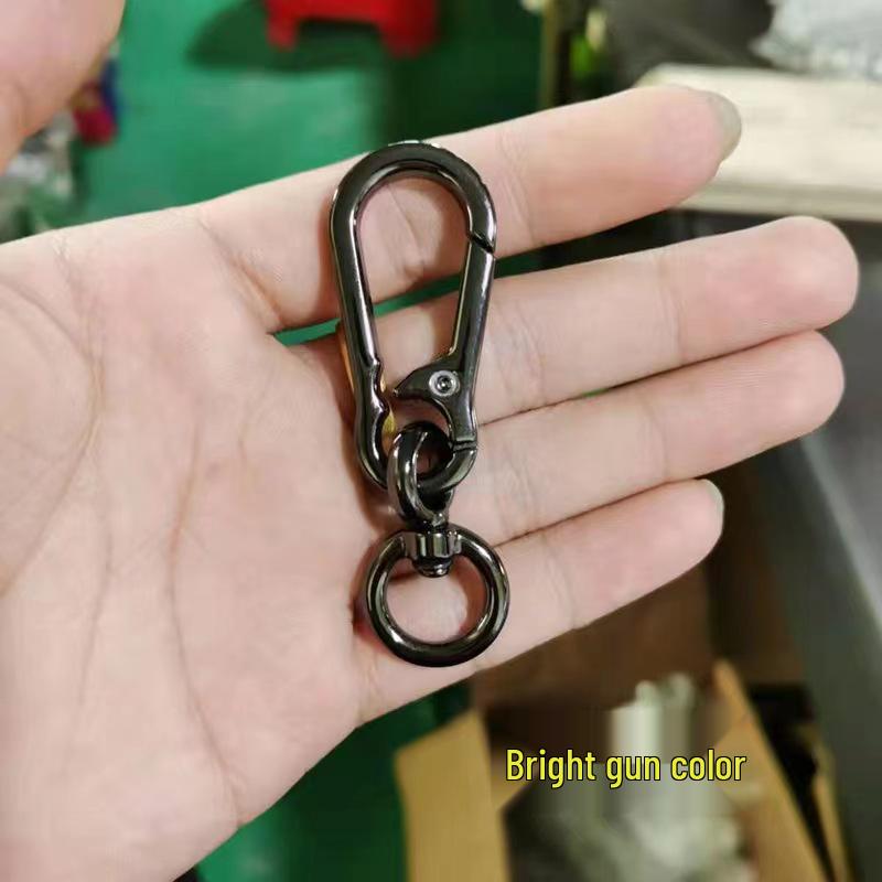 Minimalist Alloy Rotatable Car Keychain with Dog Buckle Key Hook Pendant