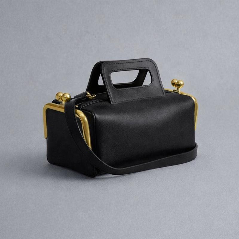

NEW Two side clamp design Frame Kiss lock Bag For Women Luxury Designer Handbag Purse 2026 New In PU Underarm Shoulder Bag чёрный