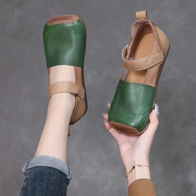 Summer Sandals for Women: Flat, Slip-Resistant, Open-Toe, Two-Tone Mary Jane Sandals with Soft Leather Upper In Retro Artistic Style