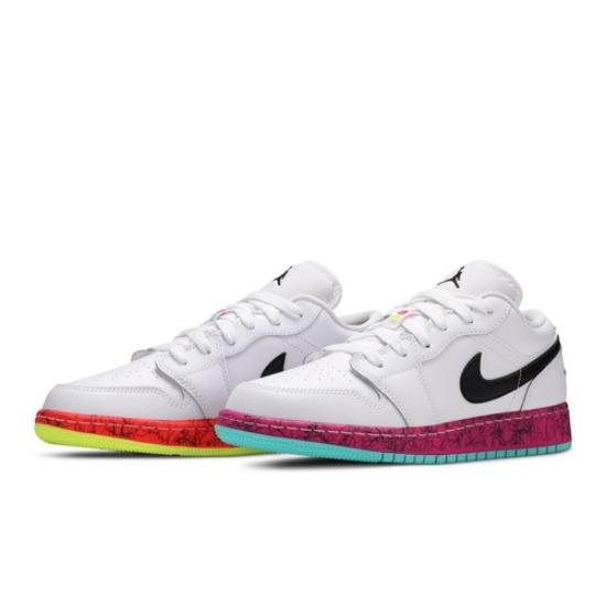 

Air Jordan 1 Low GS Multi-Color Retro Sneakers CV9548-100 EU 37.5 чёрный/белый