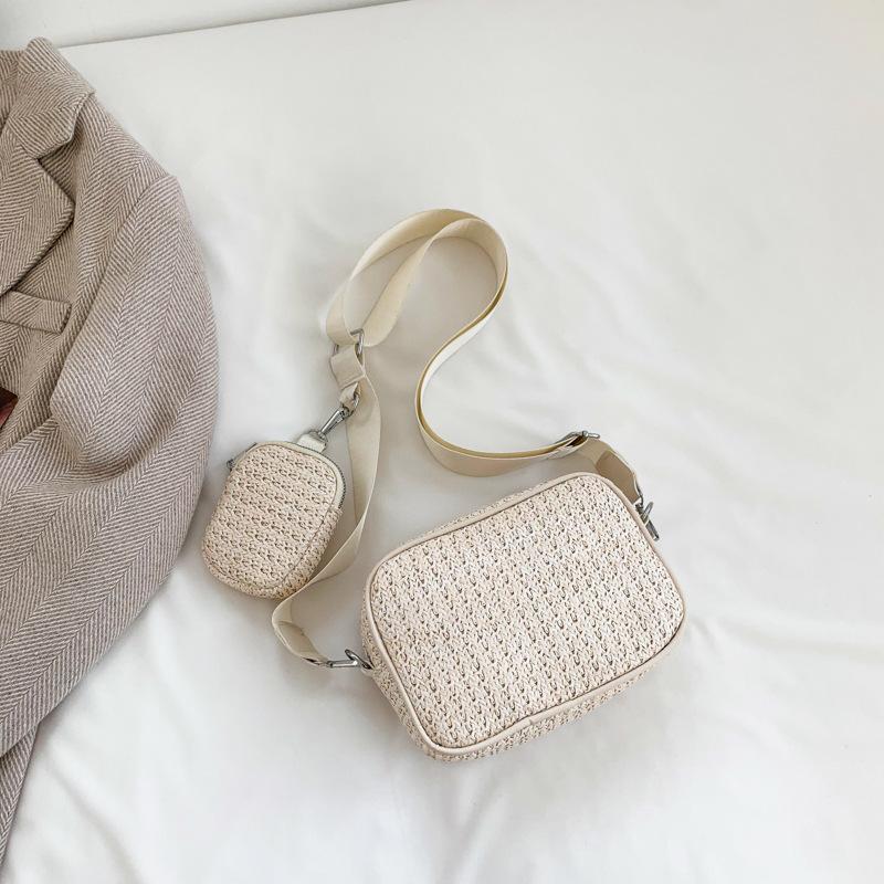 

Spring new fashion simple messenger bag casual commuting trend small square bag casual shoulder women s bag покинуть белый