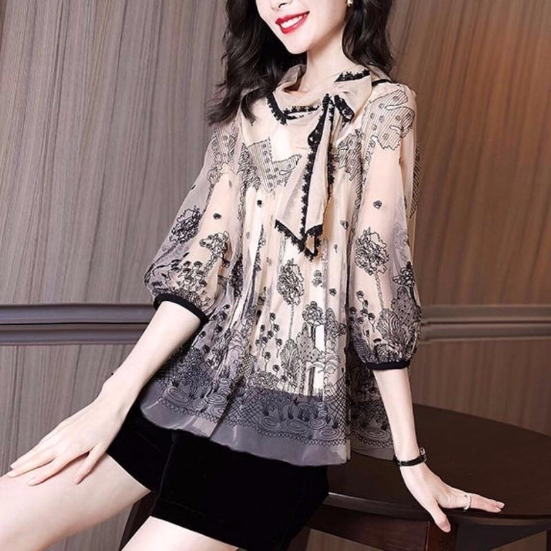 Nová jarní a podzimní móda 2022 Francouzská košile s krajkovým spodním lemem v západním stylu pro volný čas ženy