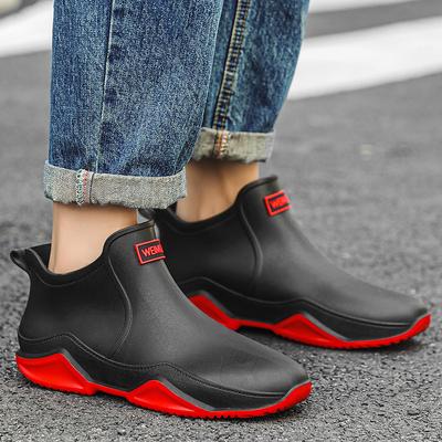 Neue modische einfarbige Regenschuhe Kurzer Schaft Outdoor Motorrad Tide Wasserdichte Schuhe Dicksohlige Damen Anti-Rutsch Robuste Gummischuhe