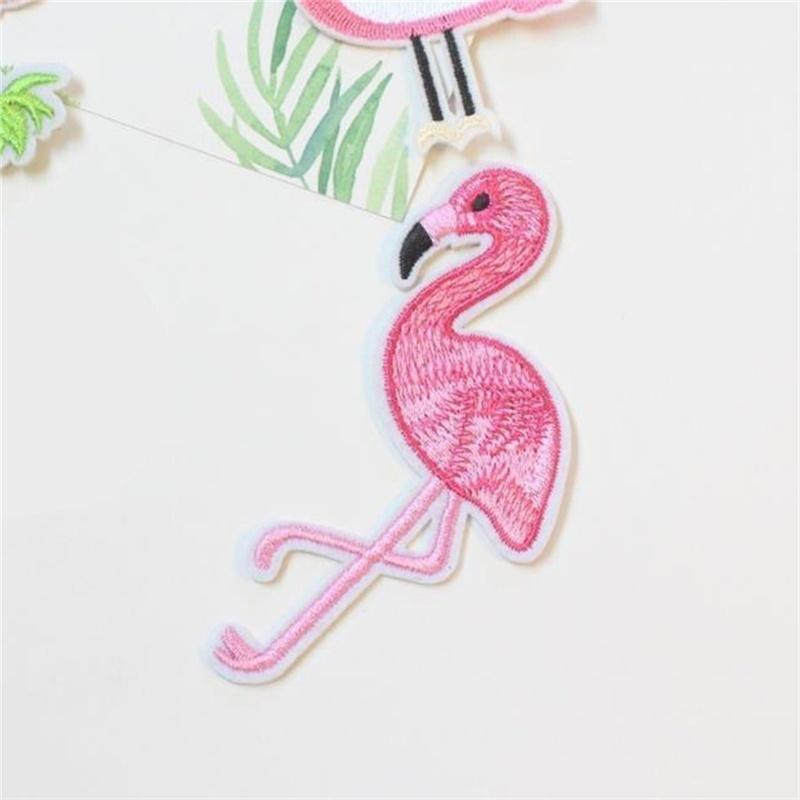 Elegant Red Ostrich Embroidery Patches for Clothing Parches Fabric Sticker Iron On Sewing Patch Craf