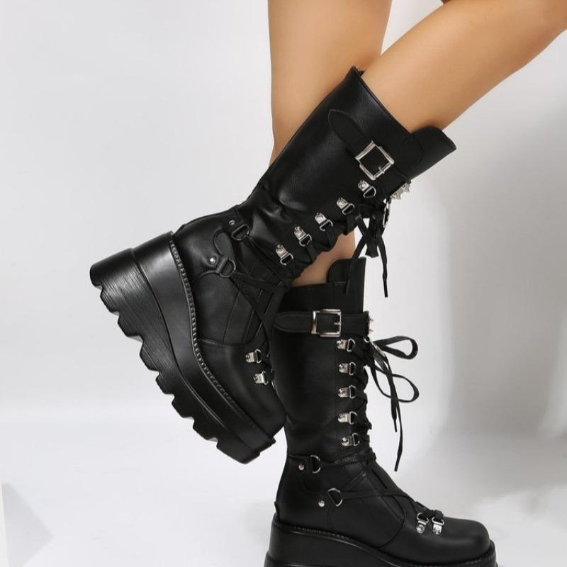 Muffin Platform Boots Autumn and Winter New Rivet Slope Heel Platform Boots Women's Large Size Knight Boots