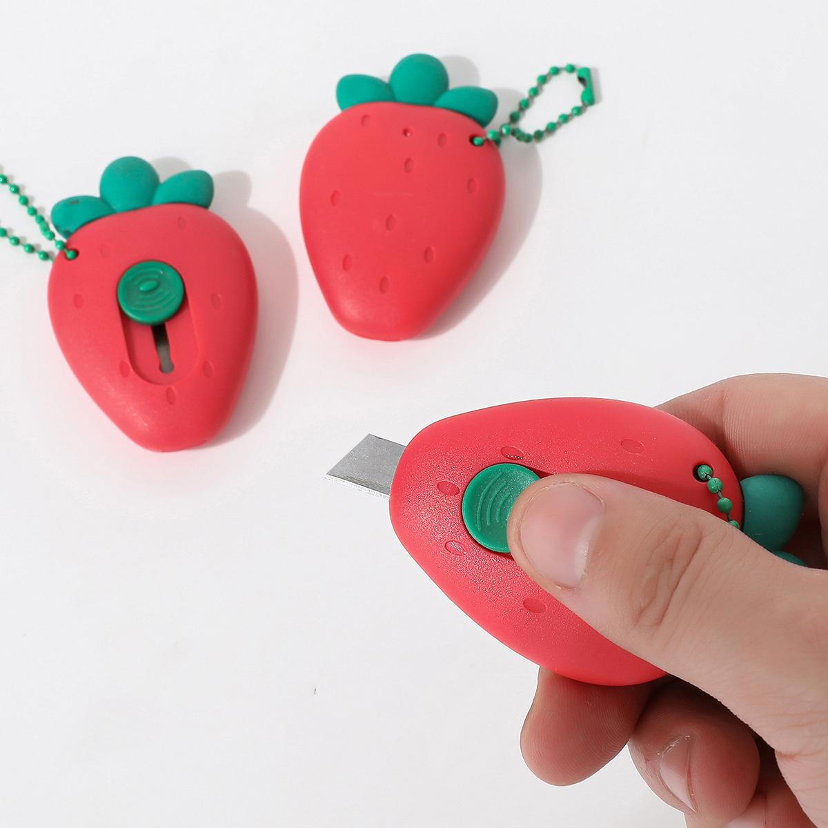 

1pcs Cute Portable Mini Avocado Strawberry Fruit Art Utility Knife Express Box Knife Paper Cutter Wrapping Tools Office Stationery
