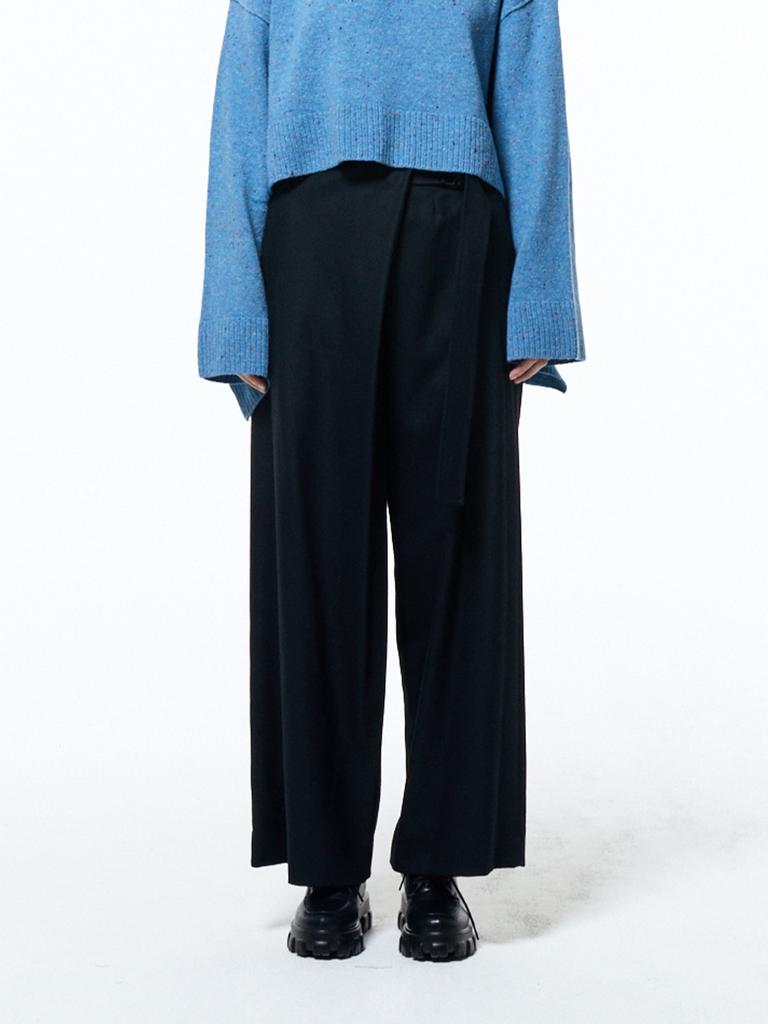 HAUS072C Wrap Style Wool Wide Pt Black