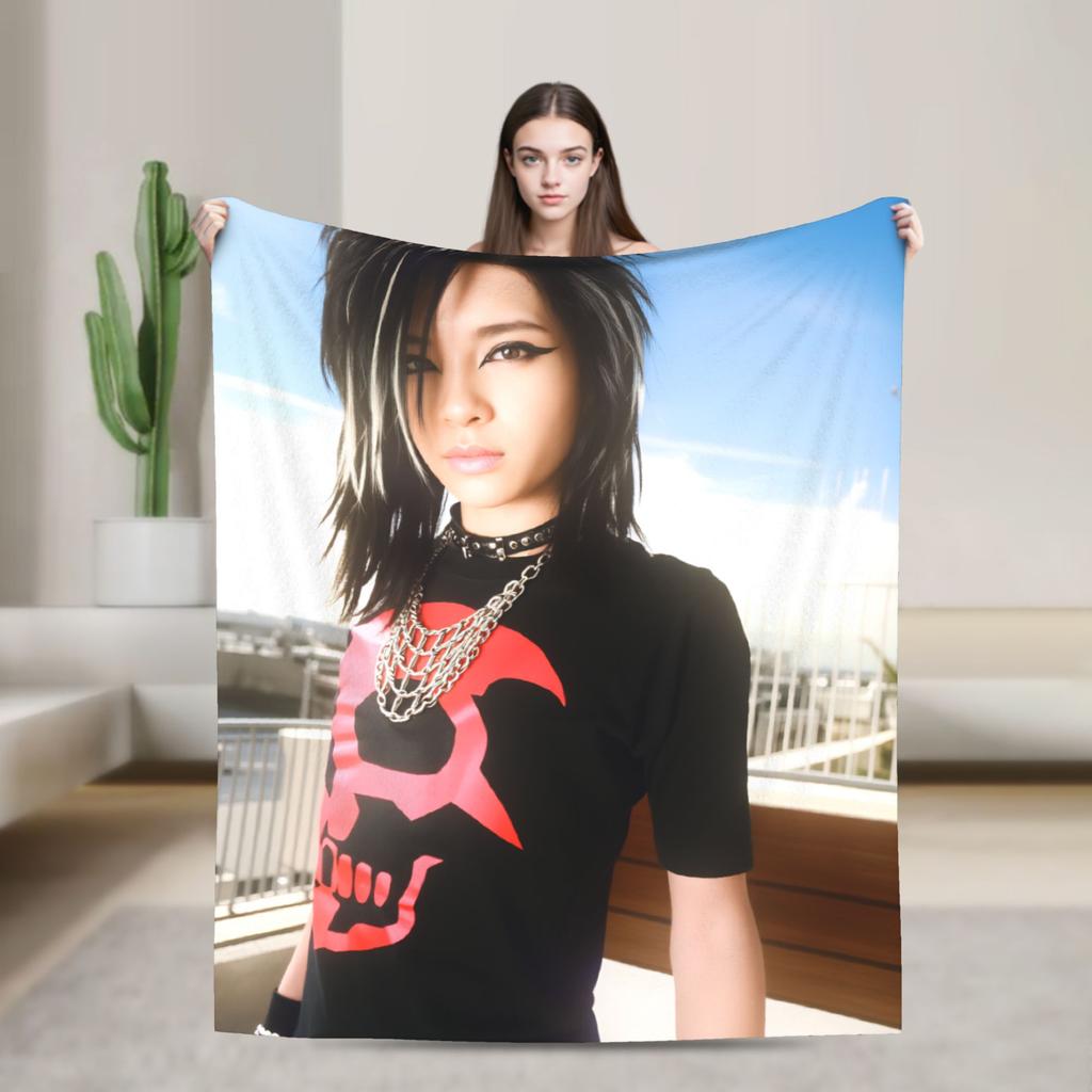 Tom Kaulitz Bill Kaulitz Flannel Blanket Soft Throw Blanket for Outdoor Airplane Travel Street Trend Bedspread Sofa Bed Cover