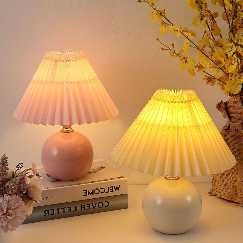 LED Nordic Pleated Table Lamp Lustre DIY Foldable USB Art Atmosphere Bedroom Desk Bedside Night Light Home Decorate Table