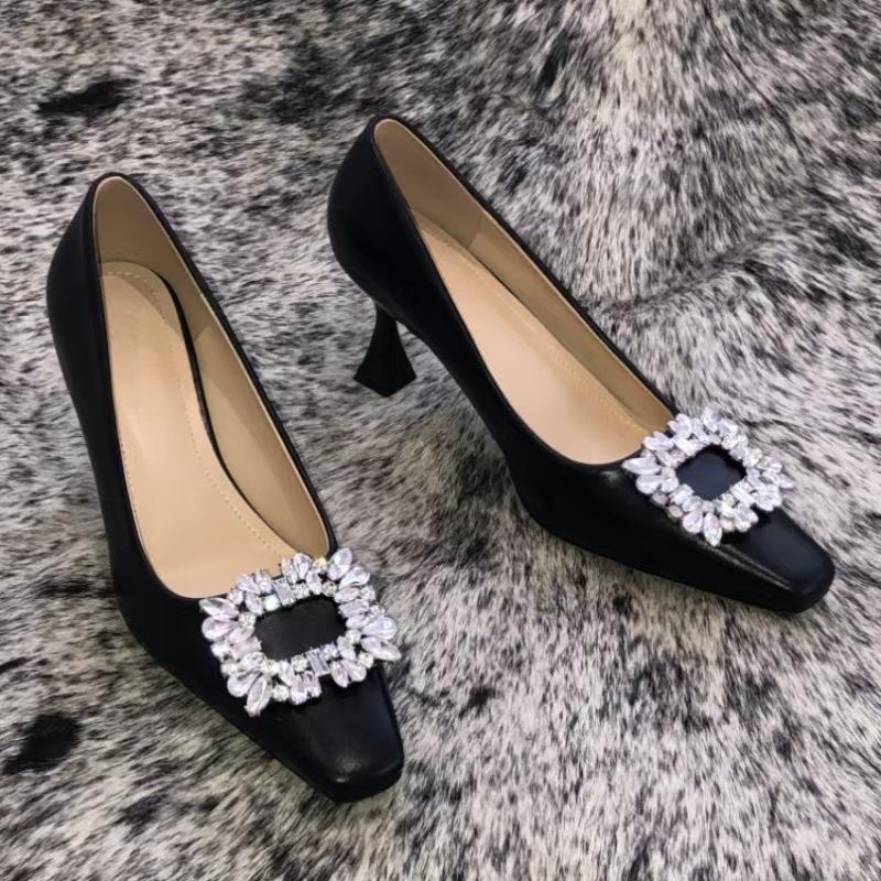 

Фабрика обуви Xinhao Микрофибра Кожа Квадратная пряжка Стразы Мелкий вырез Темперамент Универсальные Банкетные Модные Рабочие Одинарные туфли Высокие каблуки 34 чёрный