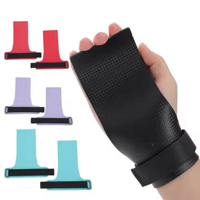 Carbon Straight Breathable Lightweight Gym Fitness Workout Gloves Hand Grips with No Finger Hole Made of Carbon Fiber