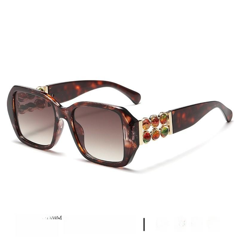 Elegant Tortoise Frame Square Sunglasses With Pc Shaded Lenses Uv400 For Parties And Travel