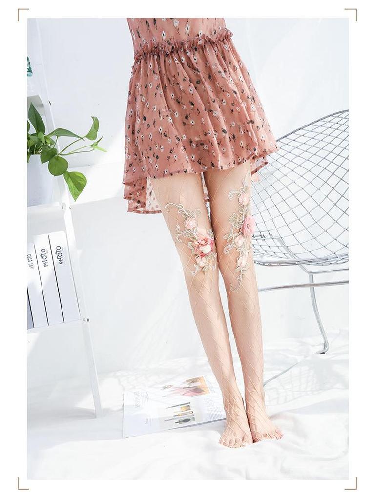 2021 European & American Style Embroidered Flower Mesh Fishnet Stockings - Spring/Summer