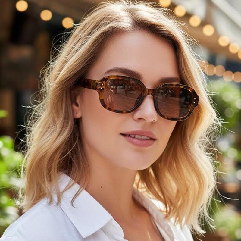 Trendy Vintage Design Women's Sunglasses UV400 Rectangle Frame Hot Selling Fashionable Brand Sun Glasses