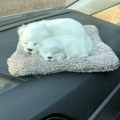 Peluche Simulato Purificatore d'Aria per Auto Carbone di Bambù Modello Cane Bambola di Peluche Giocattolo Decorazione