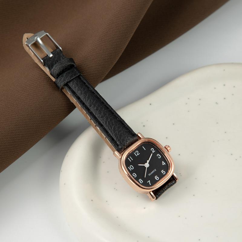 Women's Watch, Stylish and Compact Elegant Timepiece, Quartz Wristwatch for Women, Ladies' Wristwatch