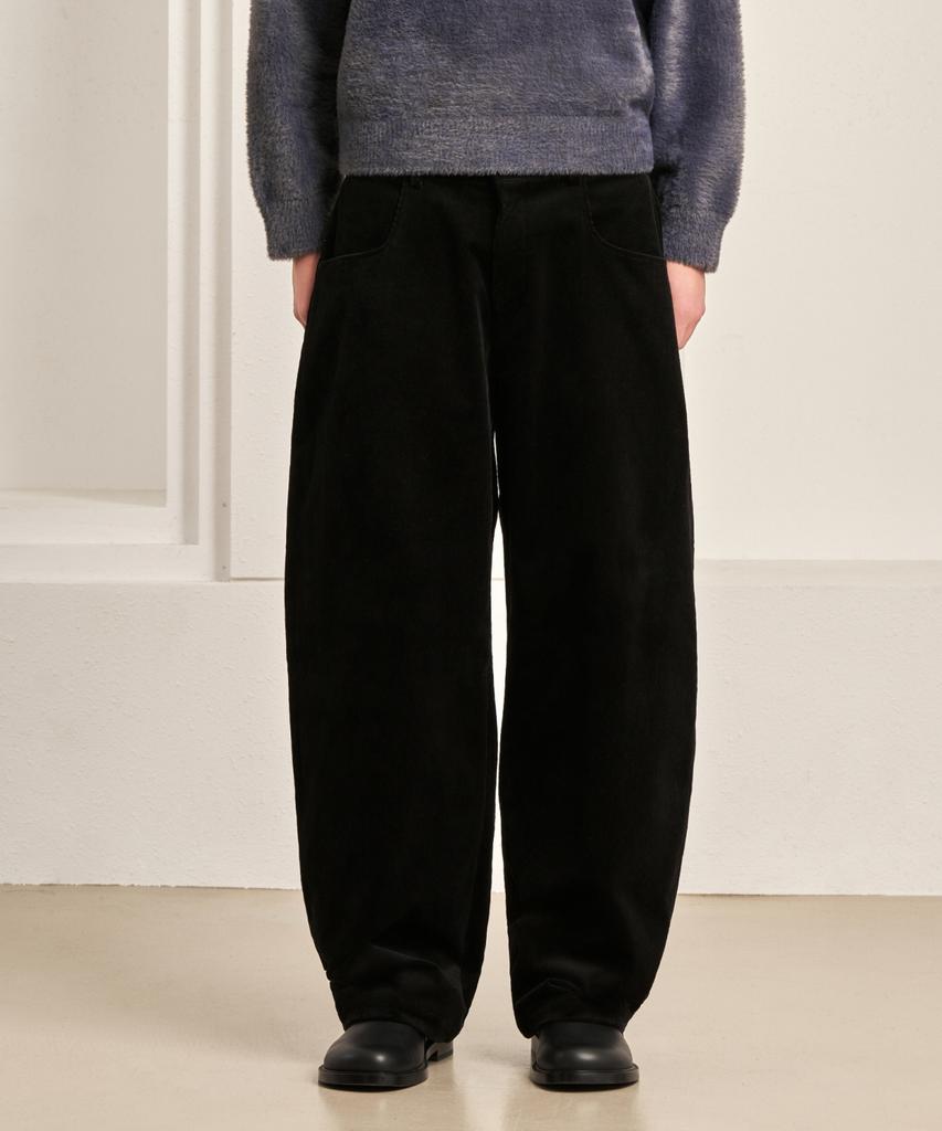 HYOJI Fw Corduroy Curved Pants (2 Colors)