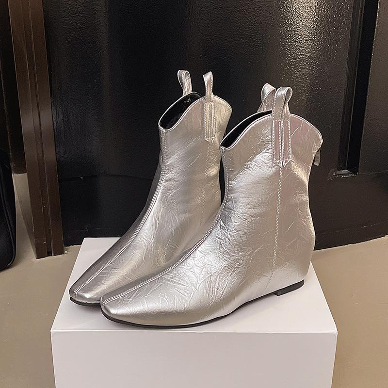 Small Square Head Short Boots In the Autumn of 2025, New Women's Boots, Fashionable European and American Style, Beautiful Color, Flat Bottom Inner H