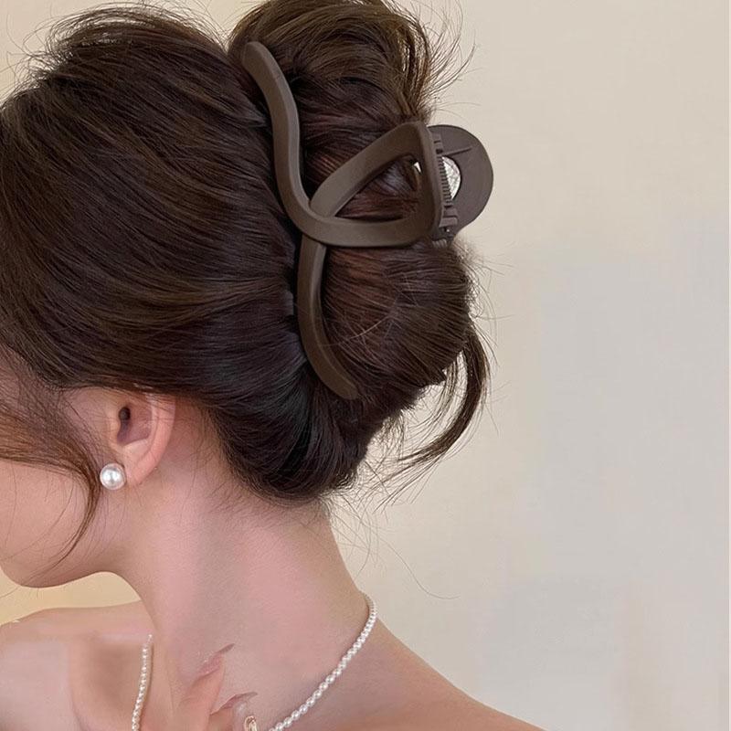 Neue Vintage Kaffee Farbe Haar Klaue Clip Trendy Einfache Geometrische Bogen Shark Haar Clip Haarnadeln Für Frauen Haar Zubehör Koreanische Kopfbedeckungen