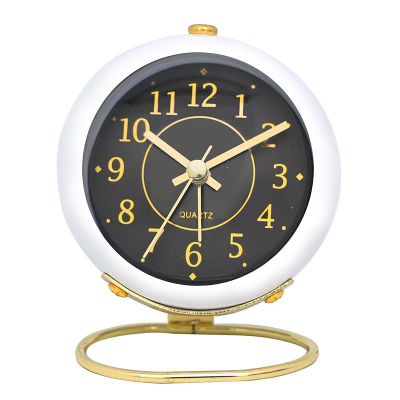Nordic Minimalist Children's Silent Alarm Clock - Luminous Desktop Bedside Clock