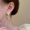 French retro flower pearl fringed earrings women's personality sweet temperament earrings light luxury high-end elegant earrings