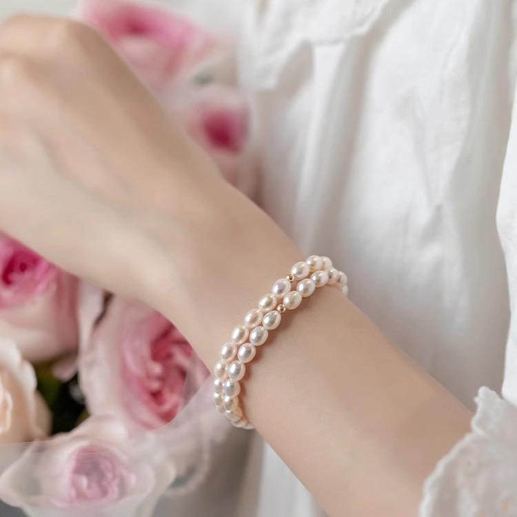 2025 Sommer Damen Süßwasserperlen Elastisches Armband – Einfach, Modisch, Vielseitig, Retro-Stil.