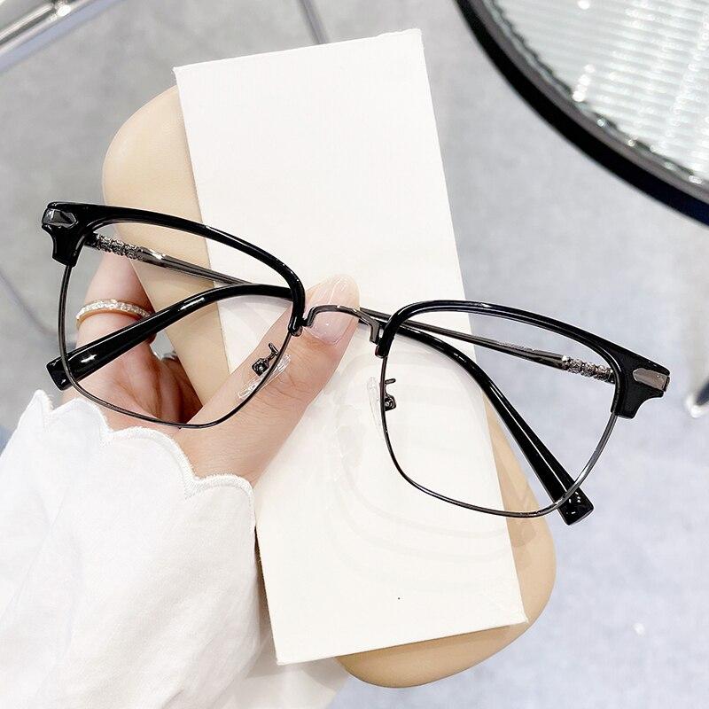 Fashion Anti-Blue Light Glasses Classic Women Men Ultra Light Metal Frame Glasses Office Computer Goggles Eye Protection Black