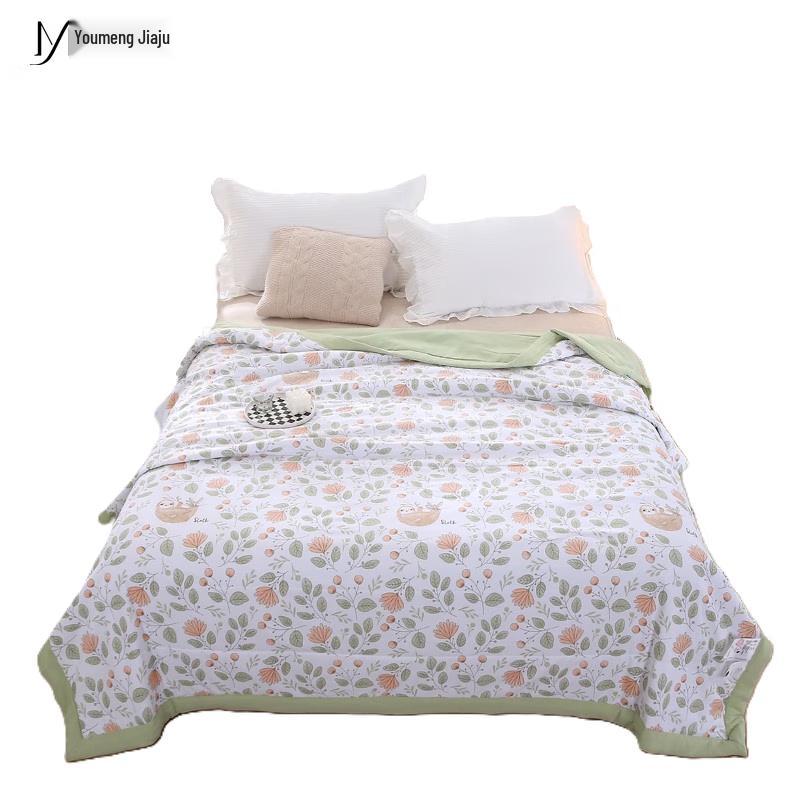 

Breathable Mugwort Infused Summer Quilt