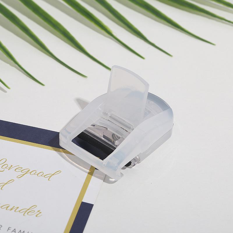 

Портативный мини керлер для ресниц в стиле Муджи: Компактный для завивки и придания формы макияжу 60*35*18mm кремовый/белый