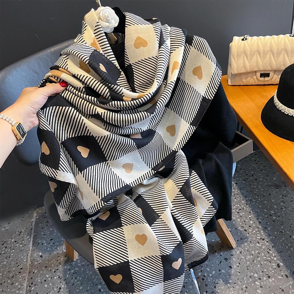 Patchwork Contrasting Color Cartoon Cotton and Linen Scarf Versatile and Elegant Shawl Scarf Beach Scarf Simple Woman Scarf