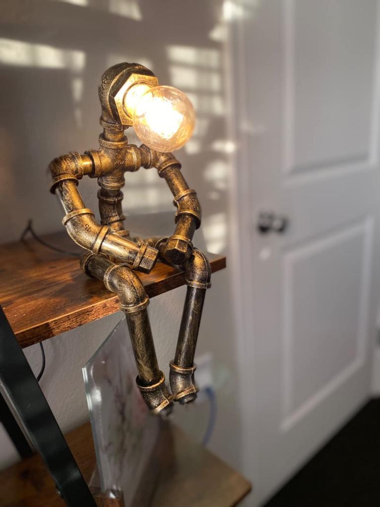 ALLUCK Retro Industrial Rusty Iron Water Pipe Table Lamp (Robot Steampunk) for Table or Side Desk, E27 110V, Single Light, Bronze, Suitable for