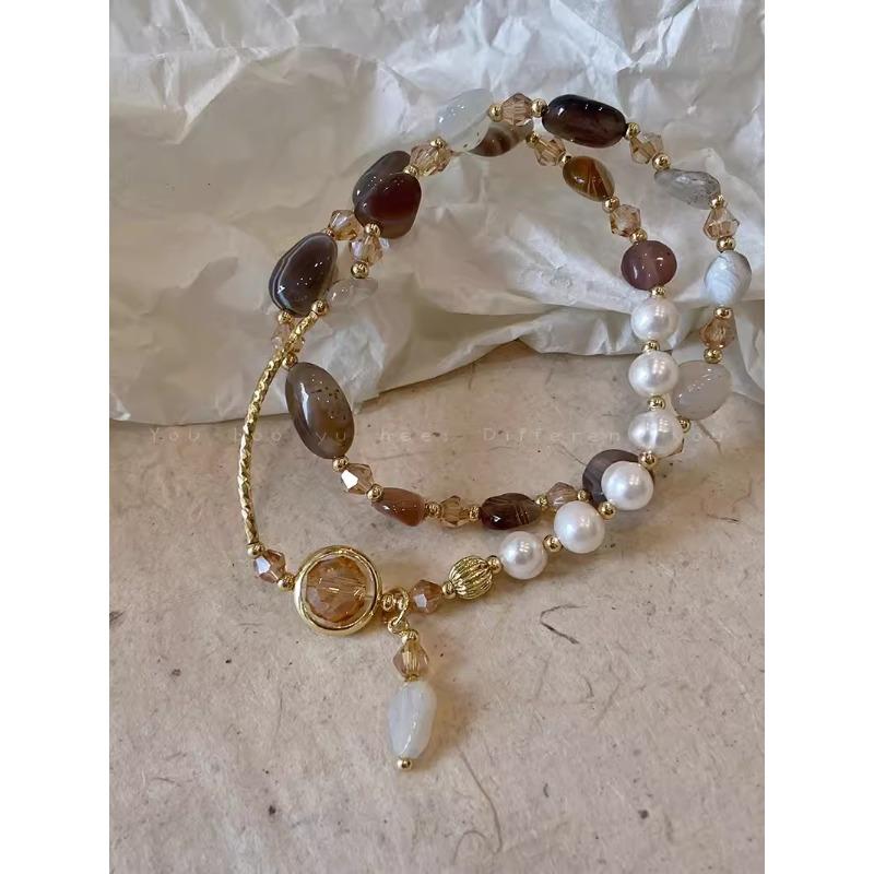 Freshwater Pearl Double Layer Hand Chain - Women's Luxury Retro-Inspired Beaded Handwear with Unique and Exquisite Design