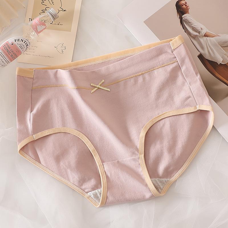 Women's Seamless Soft Cotton Briefs Mid-Waist Teen Girls Breathable Cotton Crotch Lightweight Spring Summer Underwear