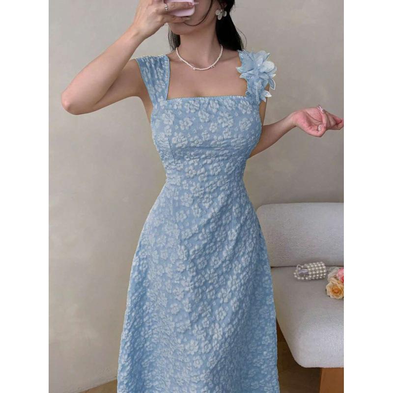 European 2026 summer new jacquard texture three-dimensional flower pure desire square neck sleeveless dress XS синий