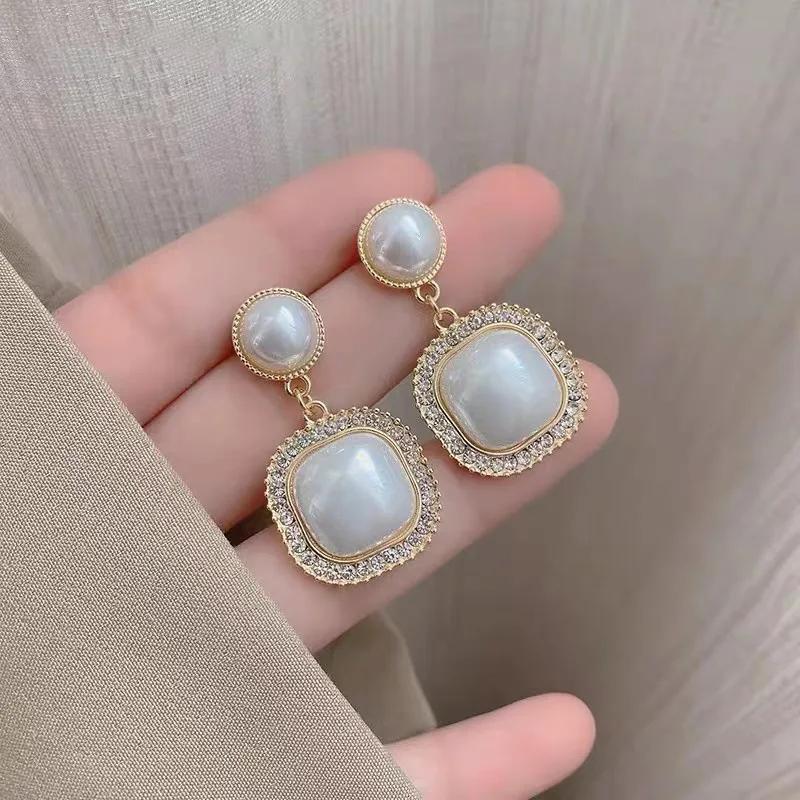 Vintage Long Rhinestone Ear Clips Without Ears Hole Earrings Temperament Crystal Pearl Clip On Earrings for Women Wedding Party
