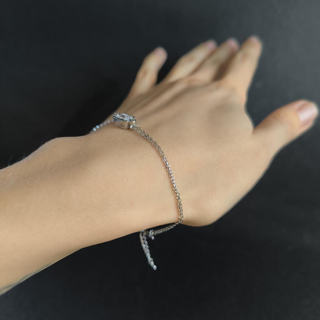 Серебряный браслет с фианитами, вес изделия 2,21 гр (2209072)