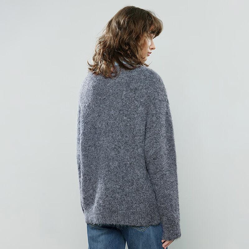 Chuyu Women's Cartoon Jacquard Knit Round Neck Sweater