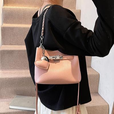 Bucket Bag Women's New Spring and Summer Simple Fashion Chain Shoulder Bag Versatile Commuter Messenger Bag