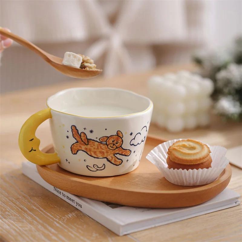 300ml Cute Cartoon Ladybug Dog Pattern Coffee Cup Creative moon handle Ceramic Mug Breakfast Milk Cups For Kids Birthday Gift