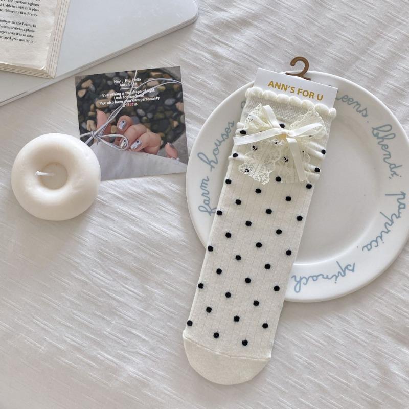 Female Spring and Autumn New Wave Dot Bow Sweet Lace Ballet Wind Drum Pile Socks