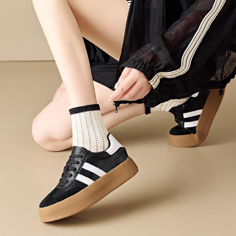 Autumn and winter new retro board shoes women's versatile platform sports casual white shoes