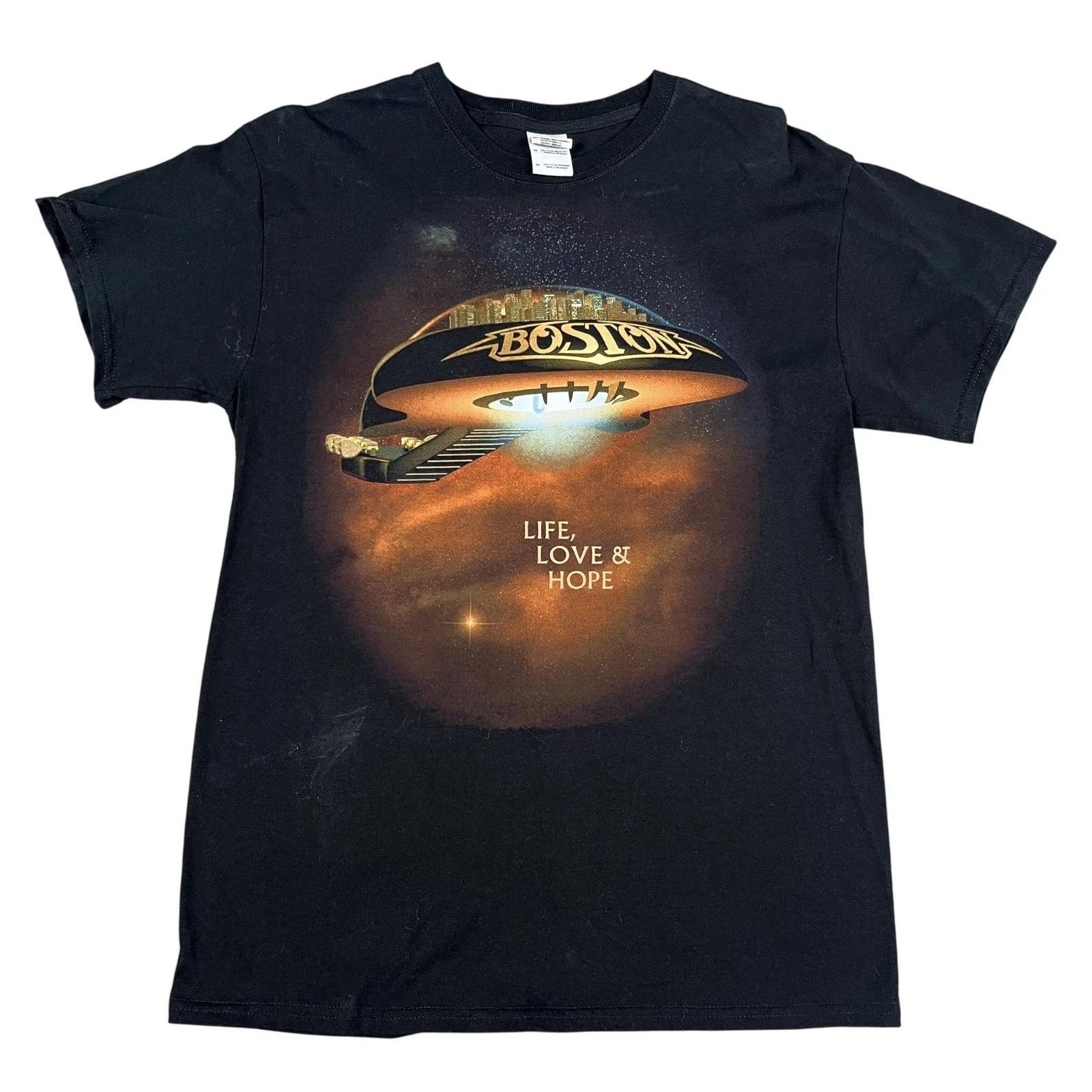 Boston 2014 Life Love & Hope Black Band T-Shirt Sz Medium S