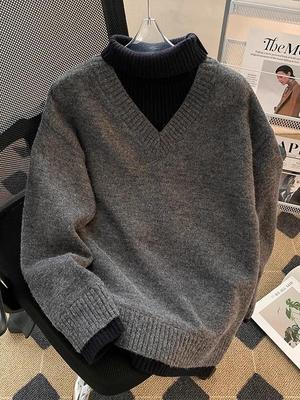 Herren-Strickware im koreanischen Stil mit hohem Kragen: Lockerer Unifarbener, Eleganter Zweiteiliger Look, Vielseitiger Winterpullover