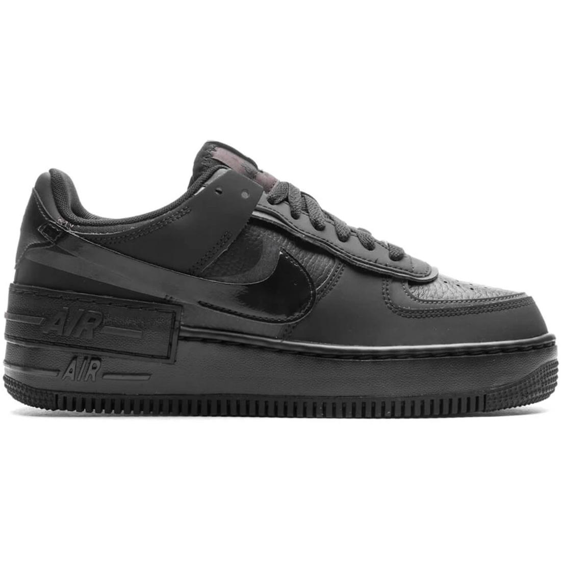 

Sneaker Nike Air Force 1 Low Shadow Triple Black (Women s)(FB7582-001) 38