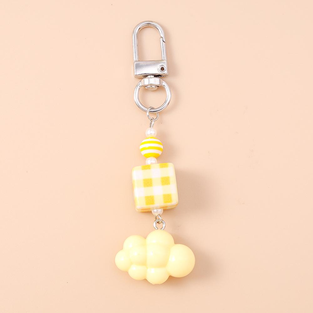 Pretty 3D Cloud Keychain Beads Pearl Key Ring Pendants for Women Girls Handbag Decor DIY Handmade Key Chain Gift