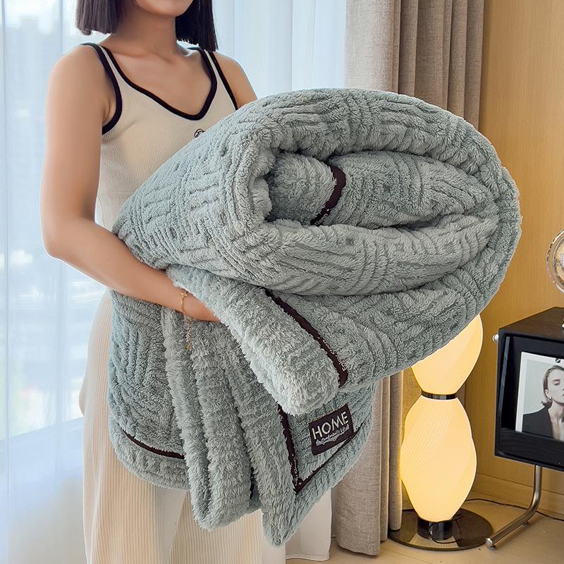 Thickened Winter Coral Fleece Blanket for Office, Sofa, or Bed - Cozy Nap Shawl & Air Conditioning Cover